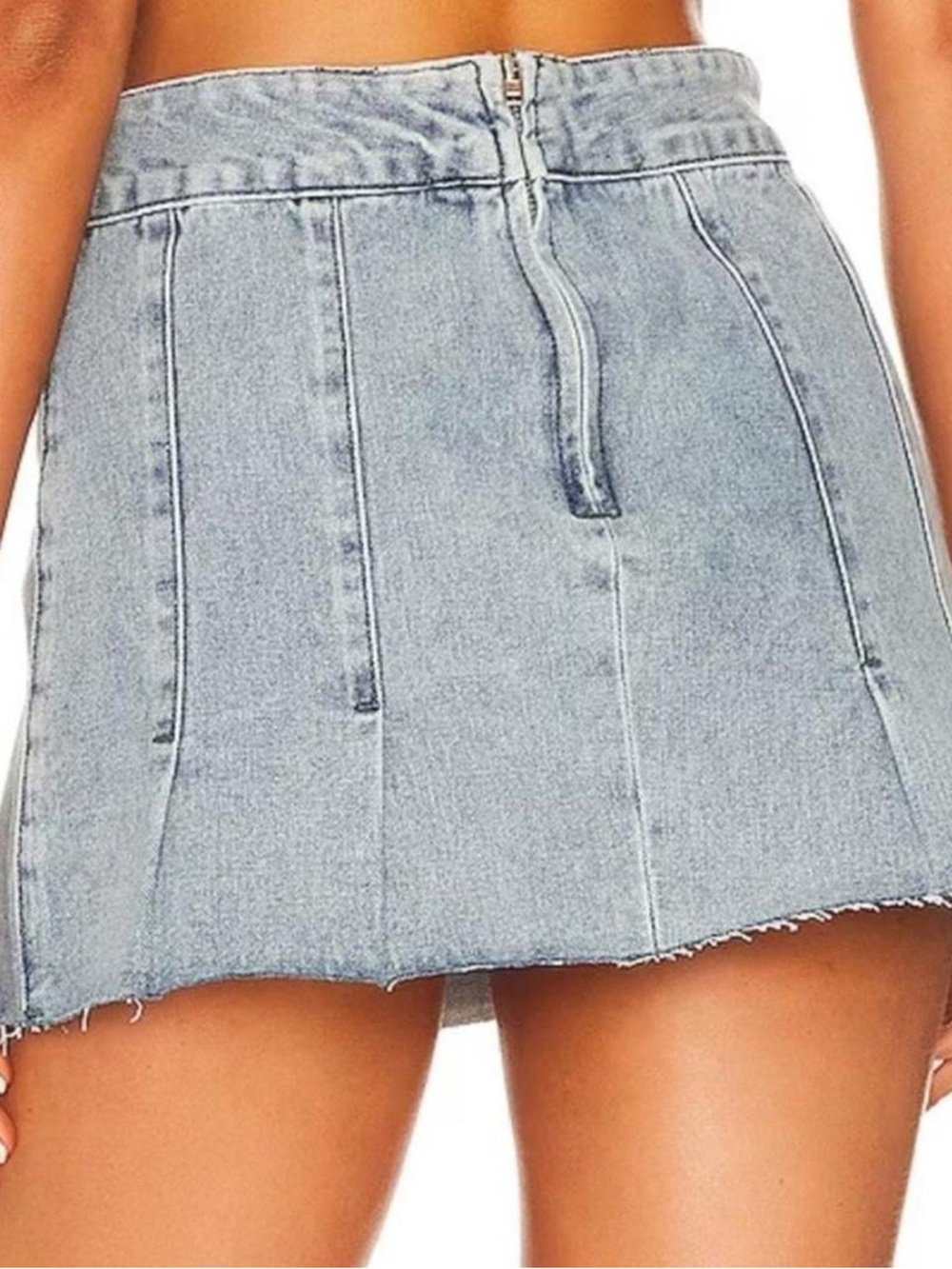 Revolve superdown Thalia Pleated Denim Mini Skirt in Light Acid Wash - Picture 2 of 7